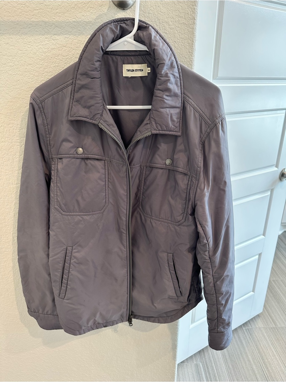 Taylor Stitch Men's Slate Gray light down Zip-Up Jacket size 40 (medium)